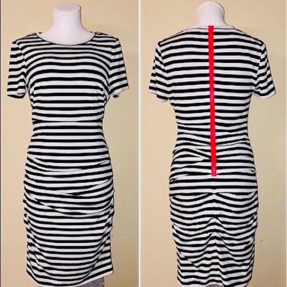 🎉HP🎉❤️🔥Vince Camuto-Midi Short Sleeve Dress Measurements in Description❤️🔥 - Picture 3 of 15
